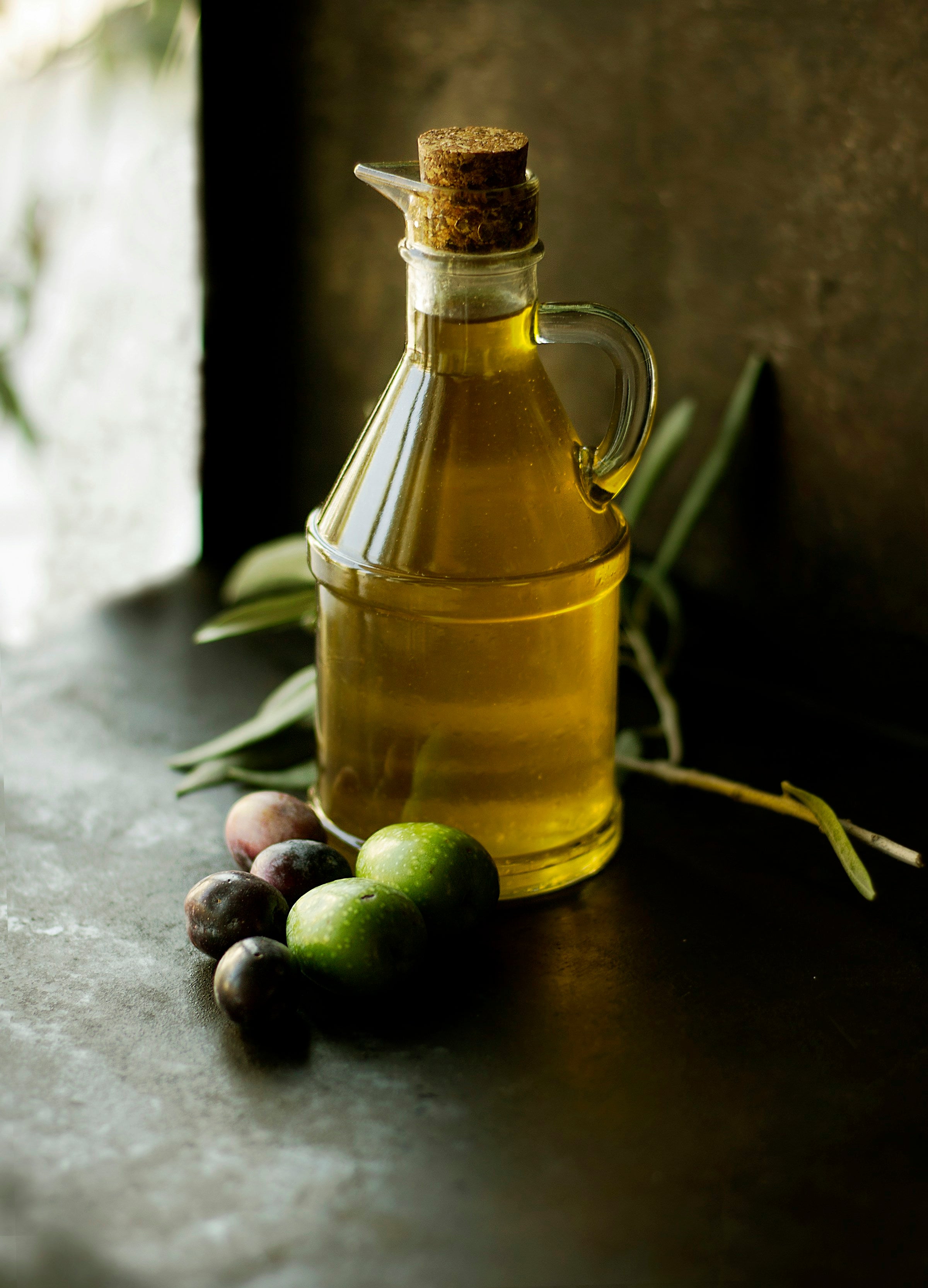 The botanicals behind Poise: rosemary, peppermint, ginger, frankincense, lemon